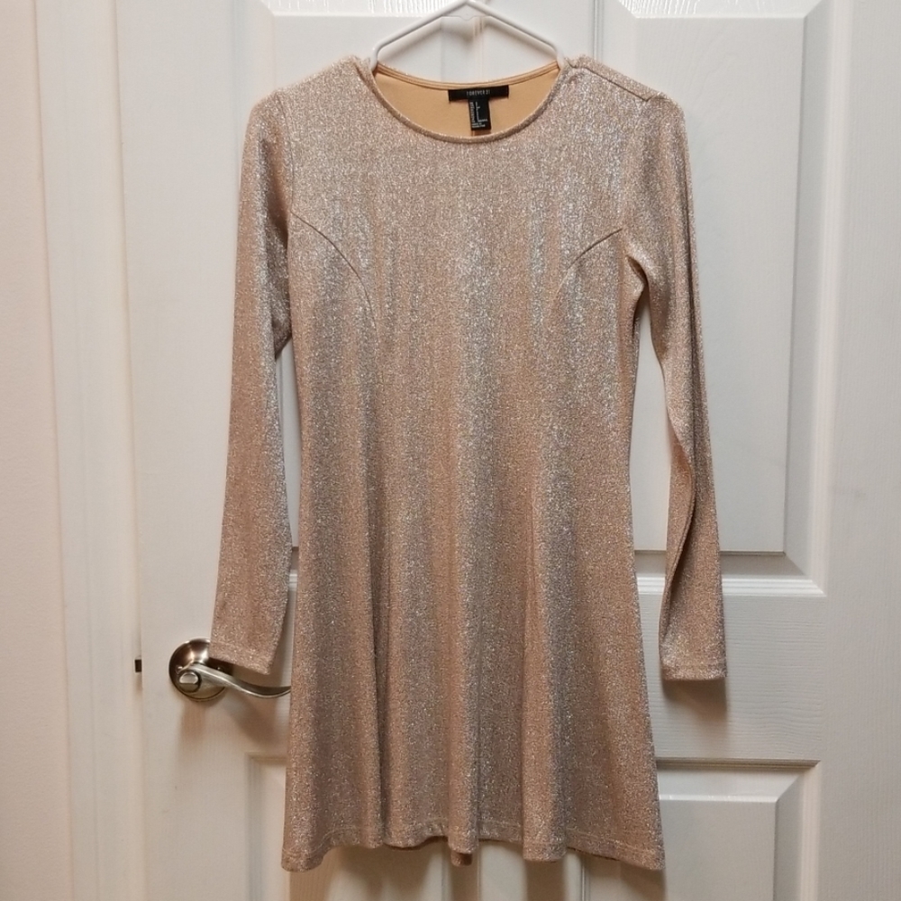 Forever 21 Long sleeve cocktail dress